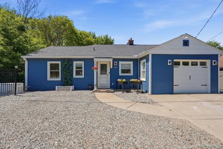 1612 S Hughes Road