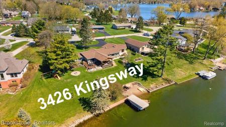 3426 KINGSWAY