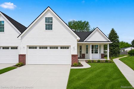755 Nelson's Ridge