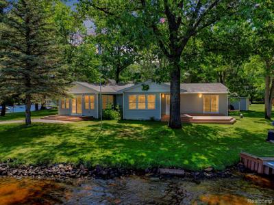 1192 Lake James Drive