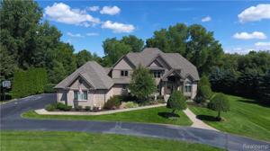 499 HAWKSMOORE Drive