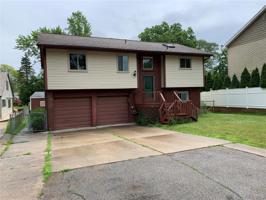 3922 IRIS Drive