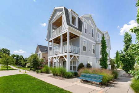 114 N Barton Street