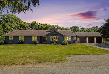 2390 Sycamore Path