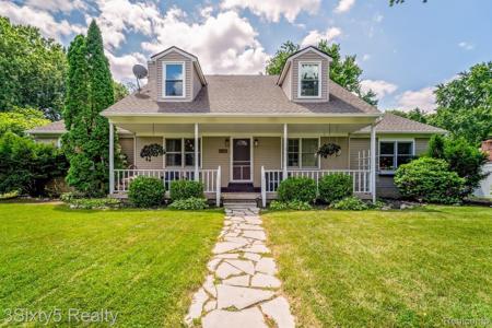 4375 Island Park Drive