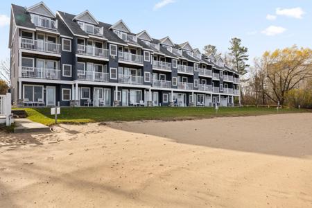 2305 N US31