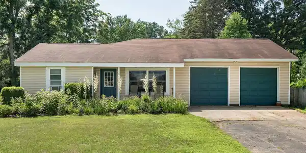 184 Crescent Road