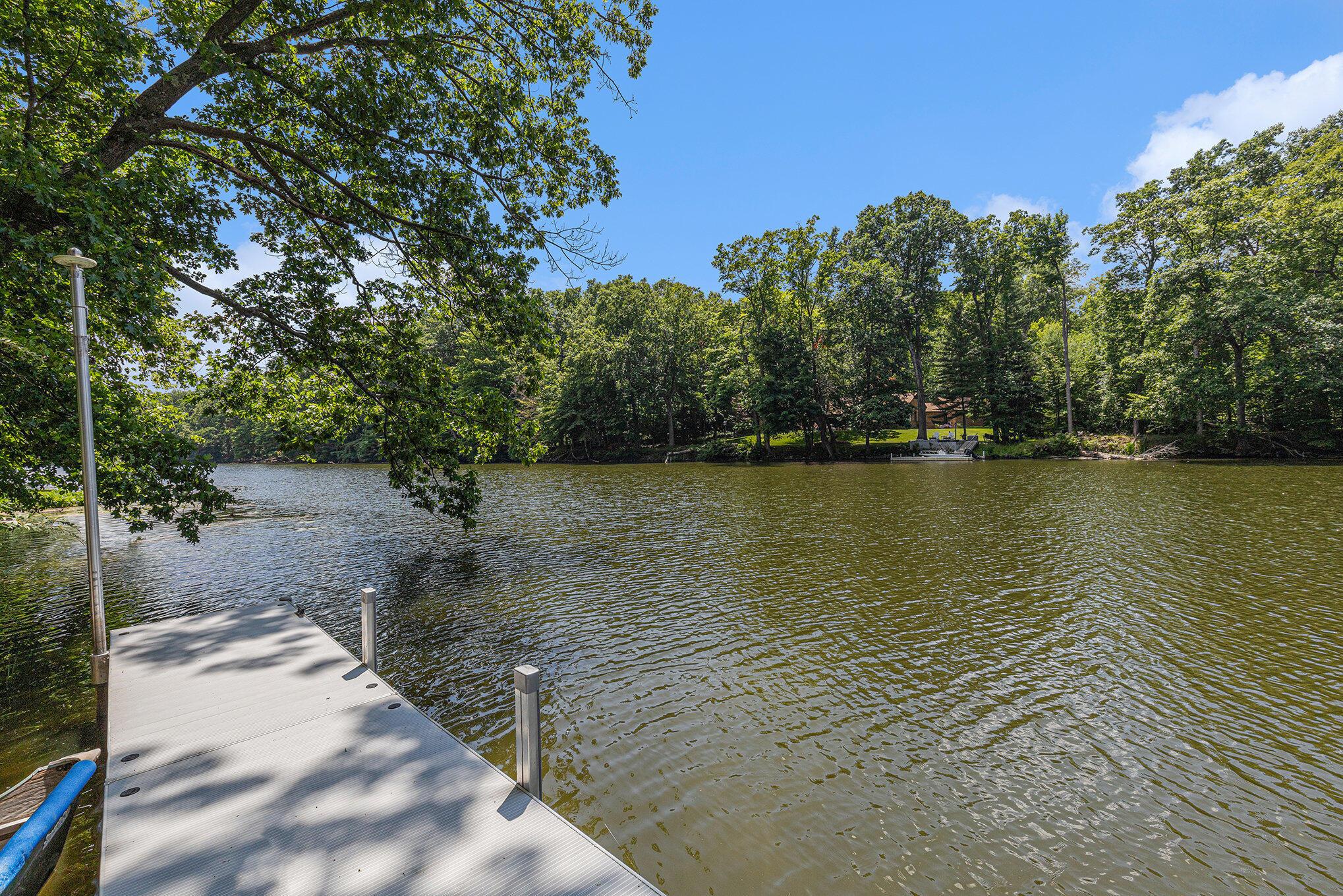 Image 4: DOCK VIEW