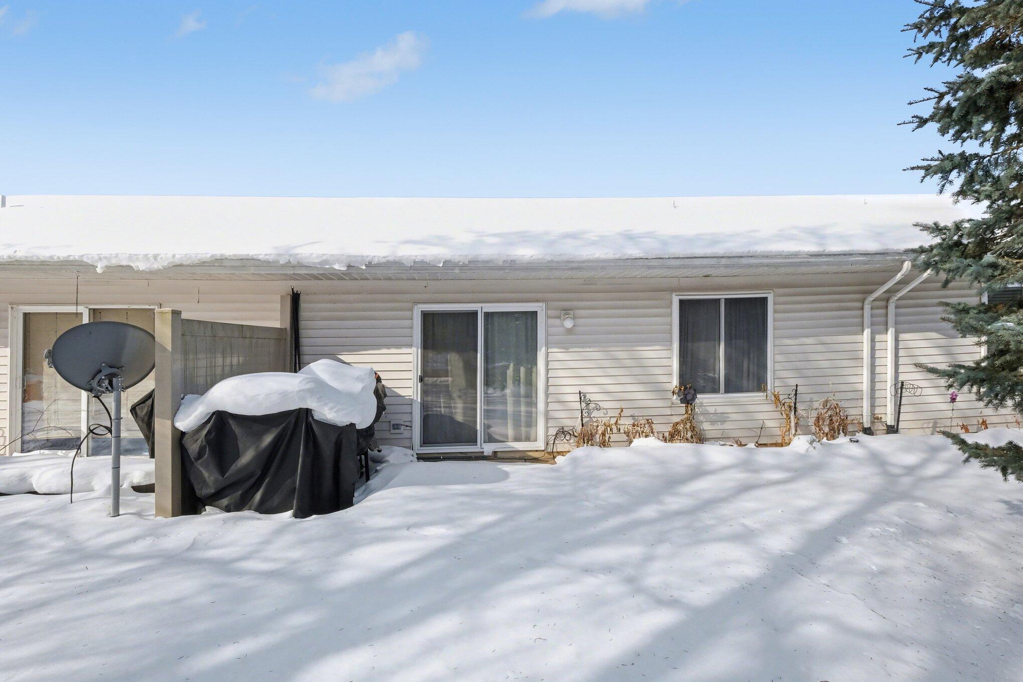 Image 4: Back Patio Exterior