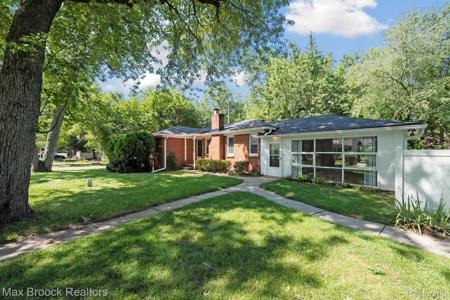 3142 MAPLEDALE Street