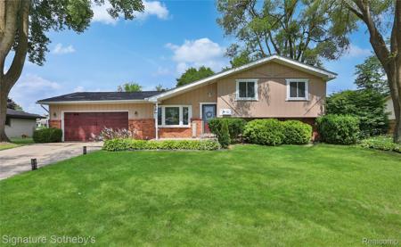 117 Edgelake Drive