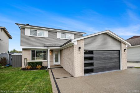 37762 Huron Pointe Drive