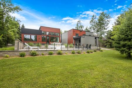 15504 Clearwater Point Road