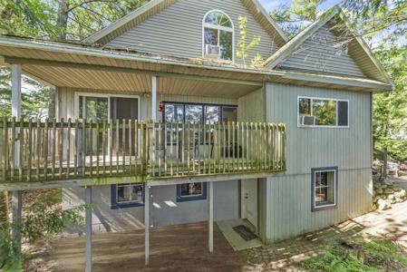 4411 Lakeview Trail