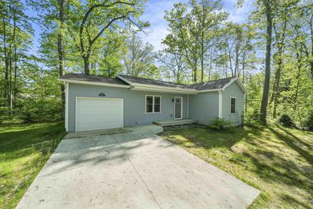 8788 Cedar Ridge Lane