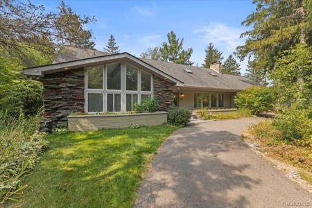 7871 Caberfae Trail