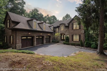 6184 Kingsley Court