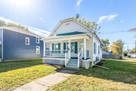 1433 Poplar Street