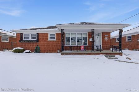 22564 Shorewood Drive