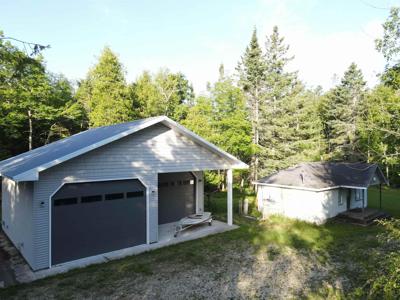1550 Birch