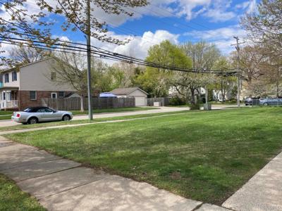 2086 RIDGEMONT Road