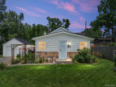 3932 Oak Knoll Road