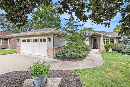 746 Country Club Drive