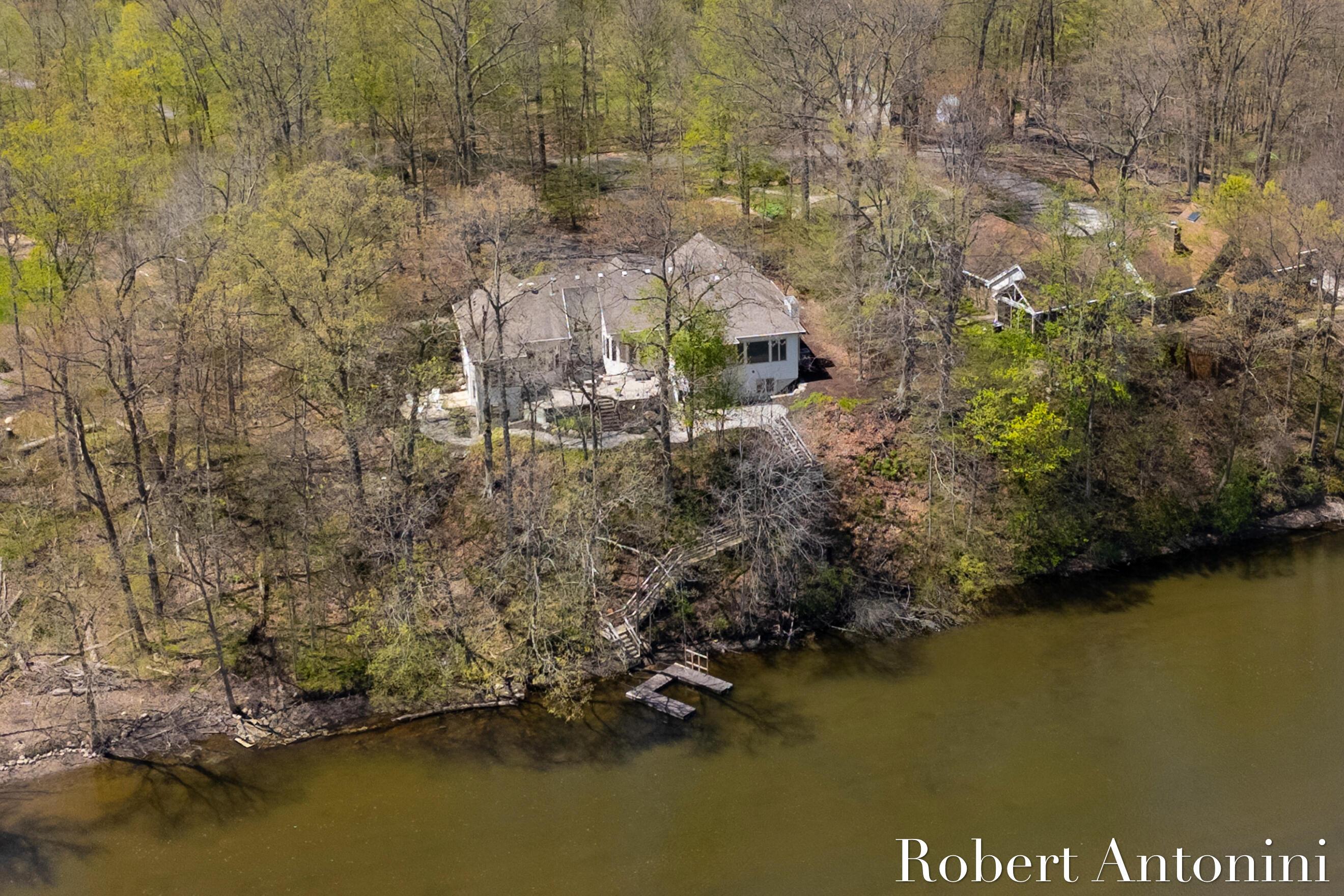 Image 1: 144 ft of River Frontage
