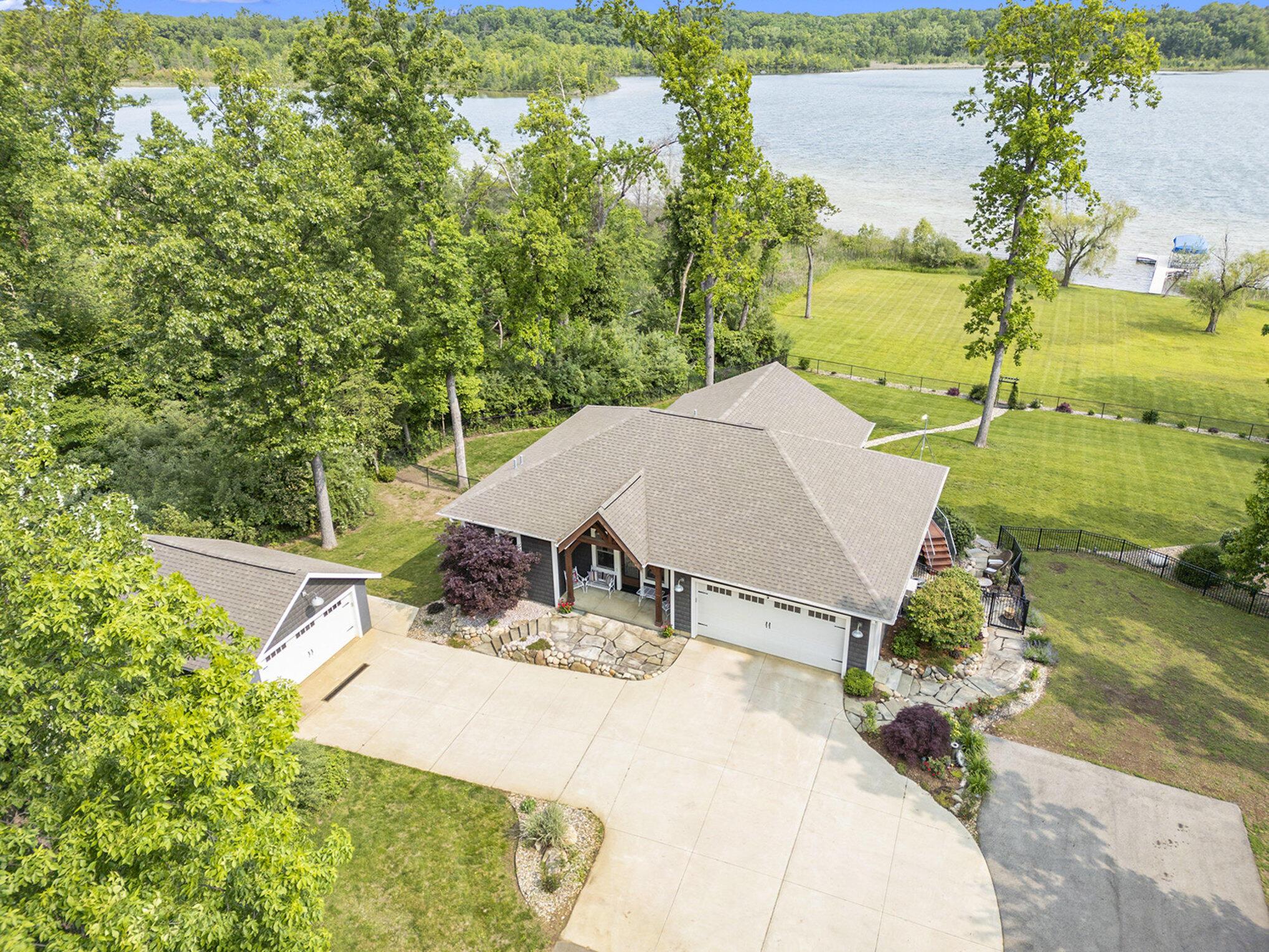 Image 1: 028_file_456