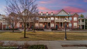 142 Sandy Lane