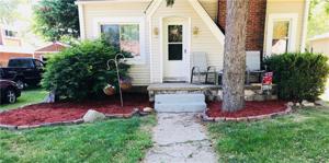 110 S AVERY Street