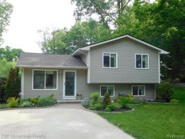 6549 OAKRIDGE Drive
