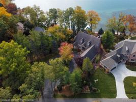 6111 NORTH SHORE Drive