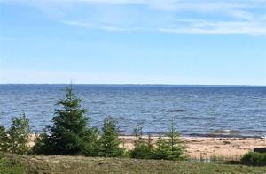 2642 LAKE SHORE