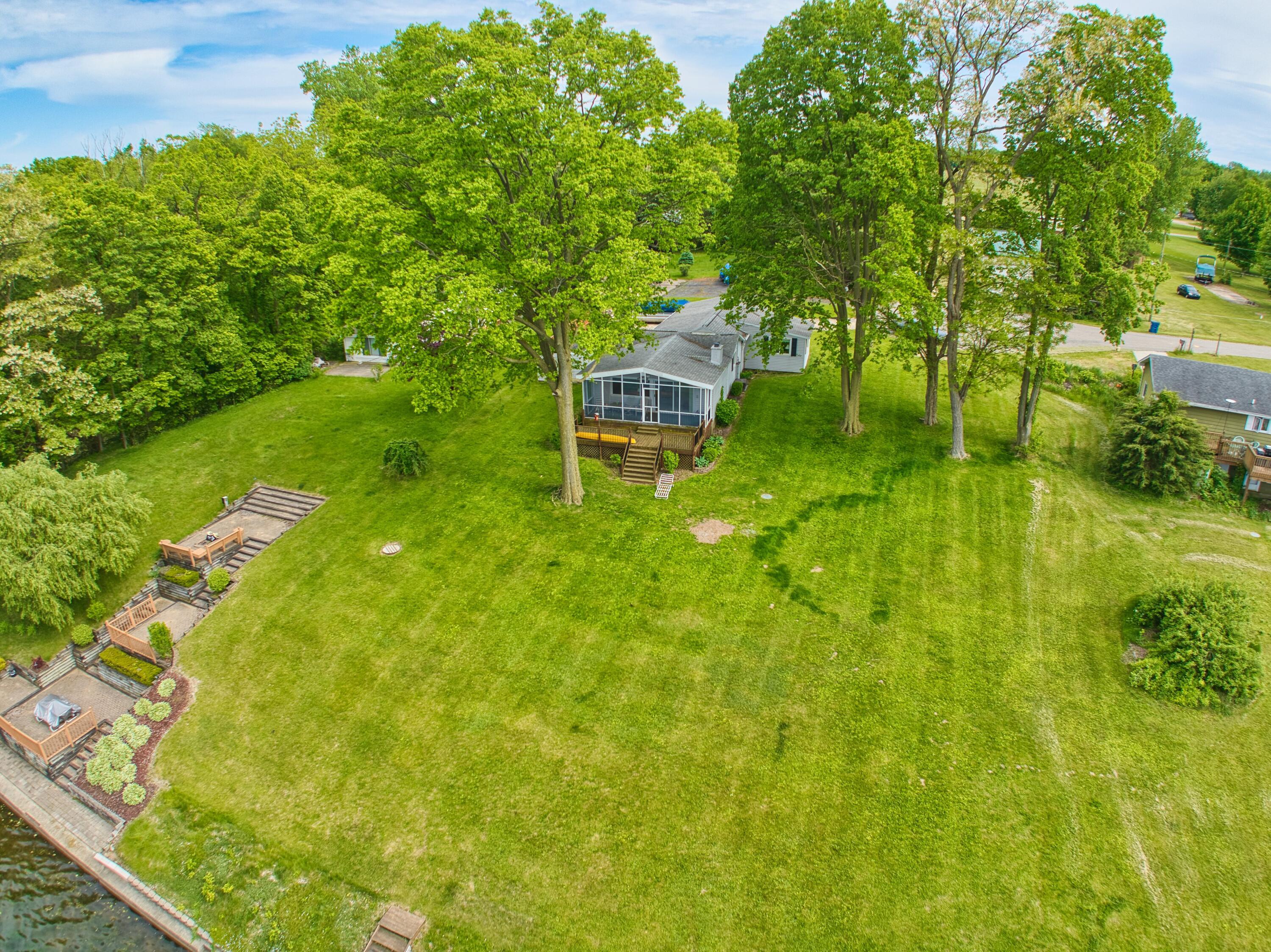Image 2: 1352 Haughey Dr - CDS - 5-27-25_14