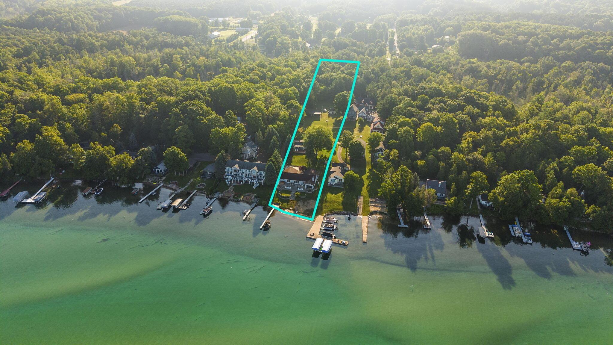 Image 2: 261-web-or-mls-DJI_20250727083713_0422_D