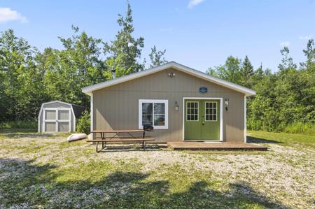 22542 N US-23