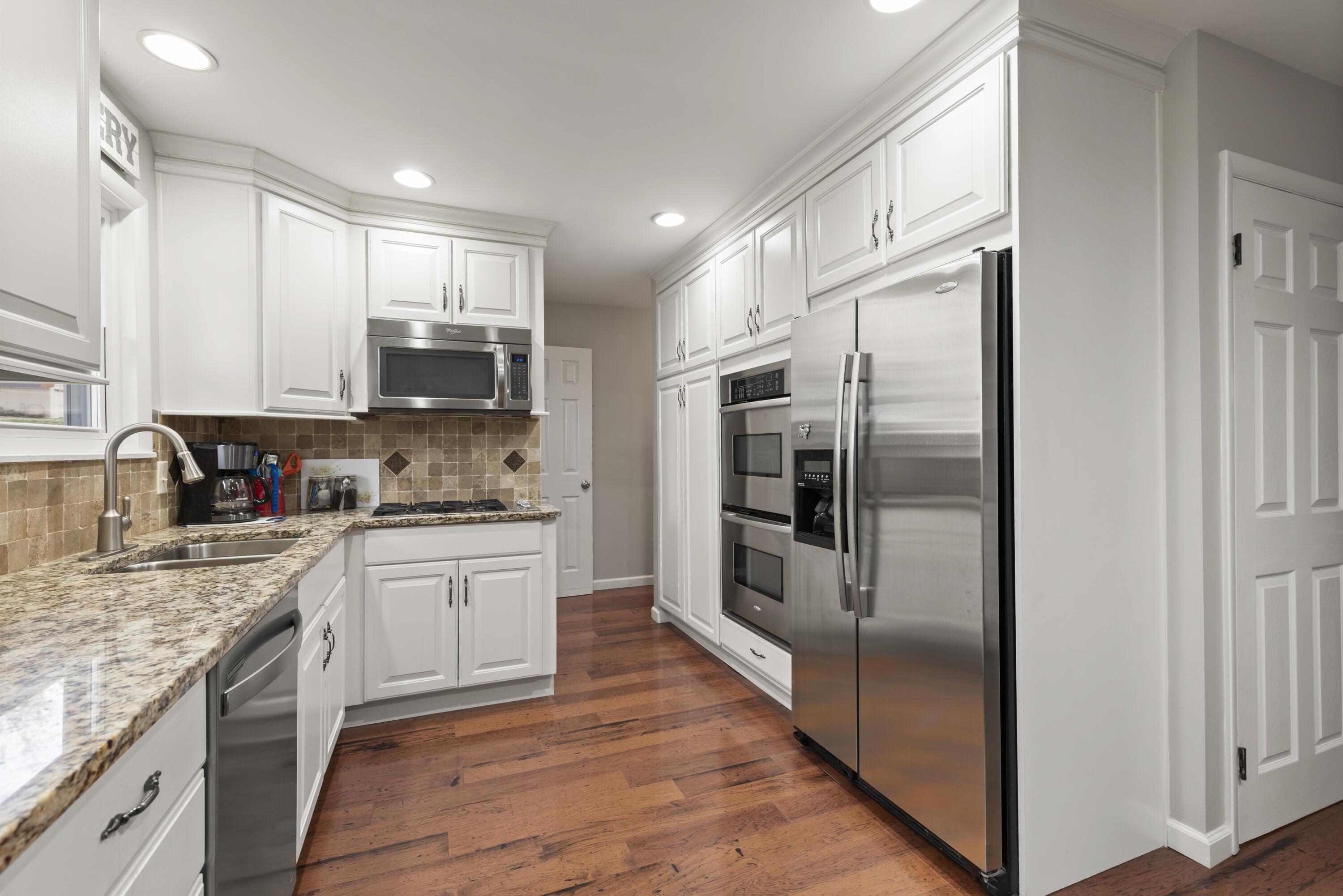 Image 4: 5448 Williamson Clarkston8288