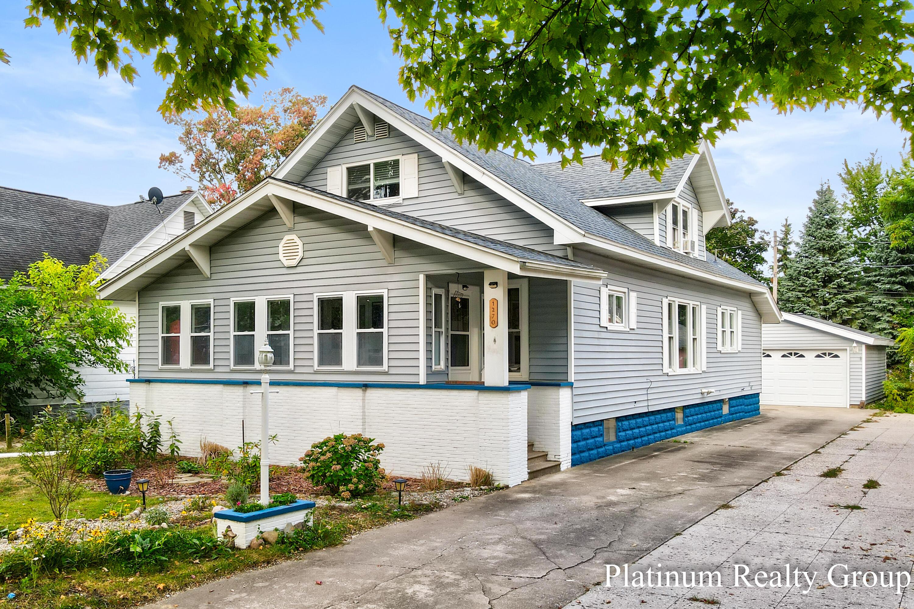 Image 1: 1270 Palmer