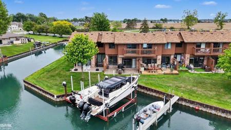 7202 Harbor Drive