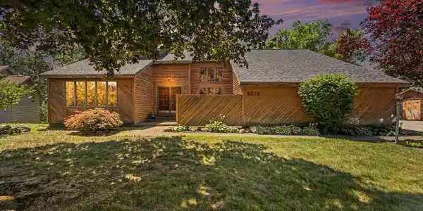 2810 Wausaukee Drive