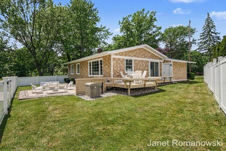 324 Pioneer Club Road