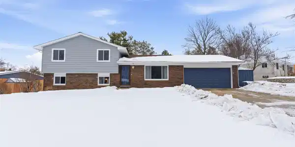 724 W Oxhill Drive