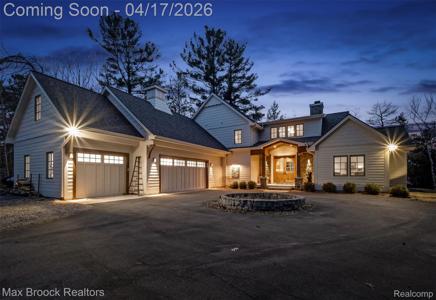 1432 S East Torch Lake Drive