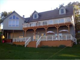 688 KING Circle
