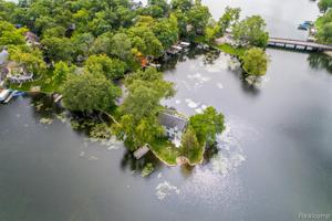 250 Oak Island