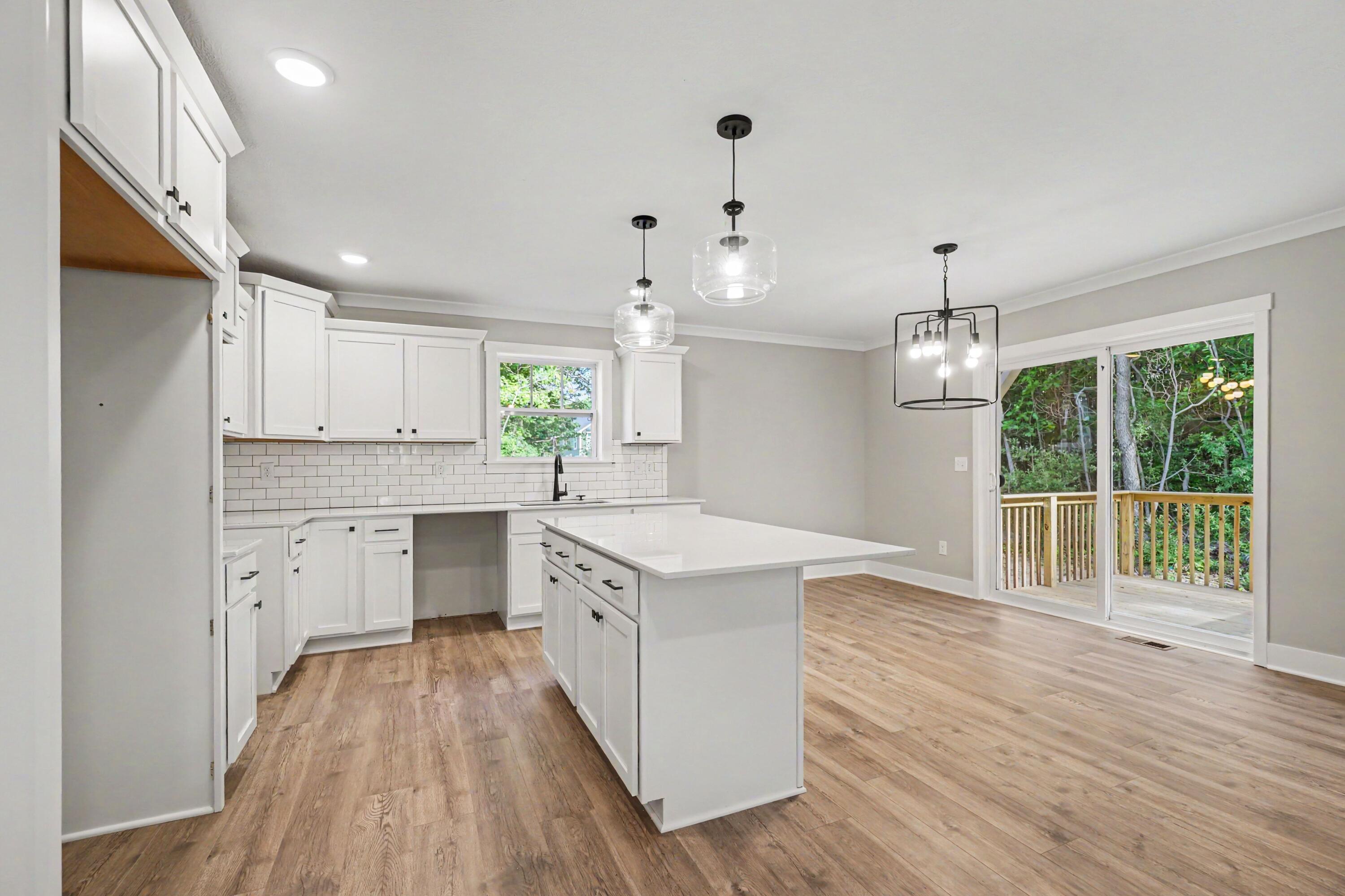 Image 4: HRB126-K2015-Kitchen1
