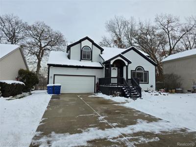 2727 Riverside Drive