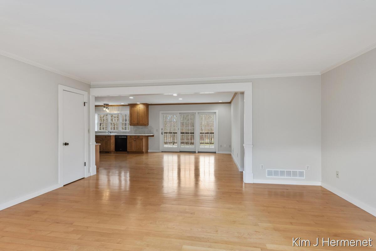 Image 3: 7544-Thornapple_008