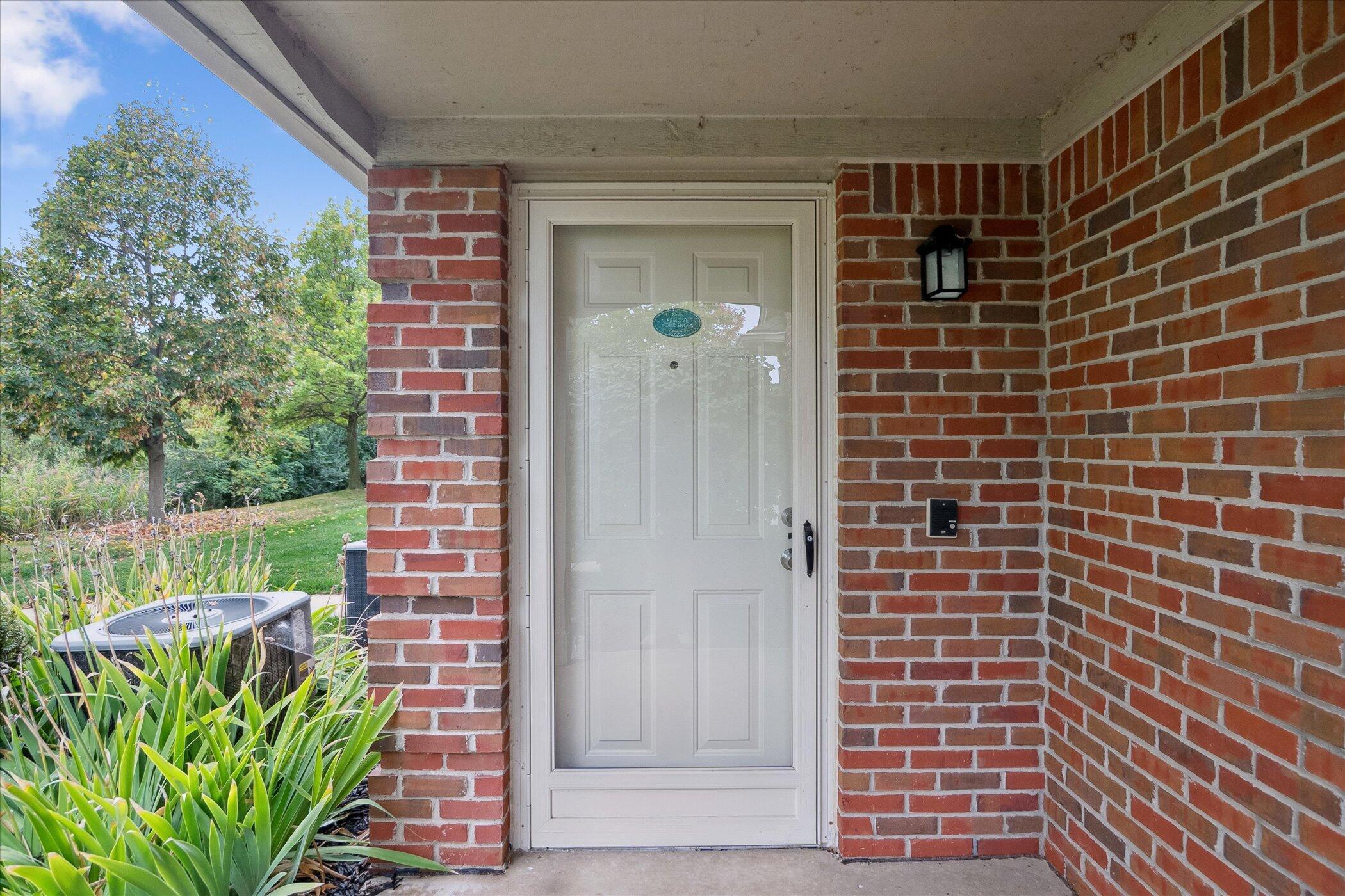 Image 4: 06-9448-Natureview-Ypsilanti-MI-48197-Wi